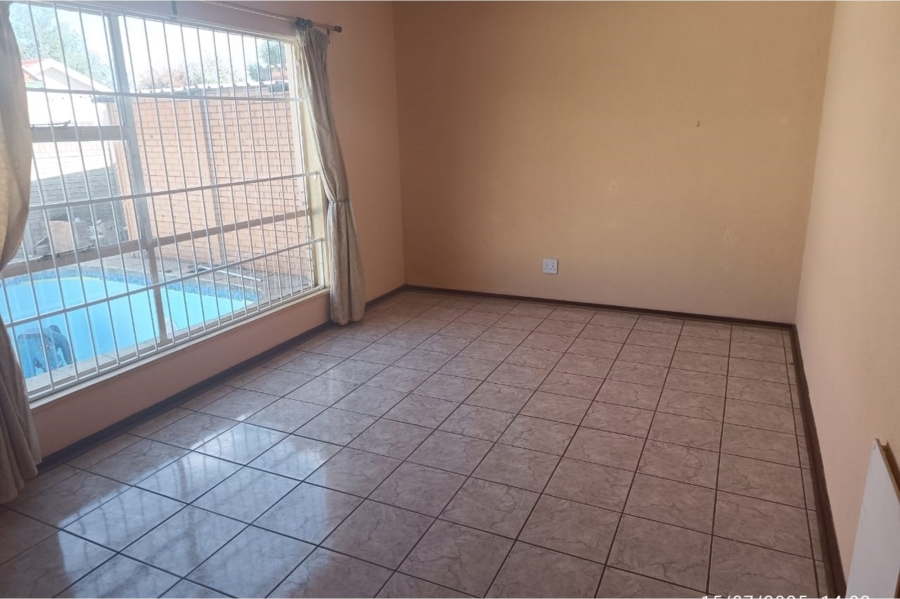 3 Bedroom Property for Sale in Orkney Park North West